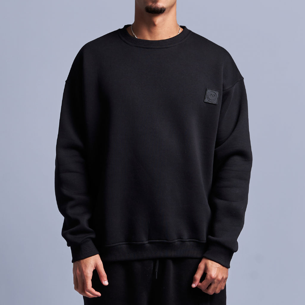 Black Oversized Round Sweatshirt