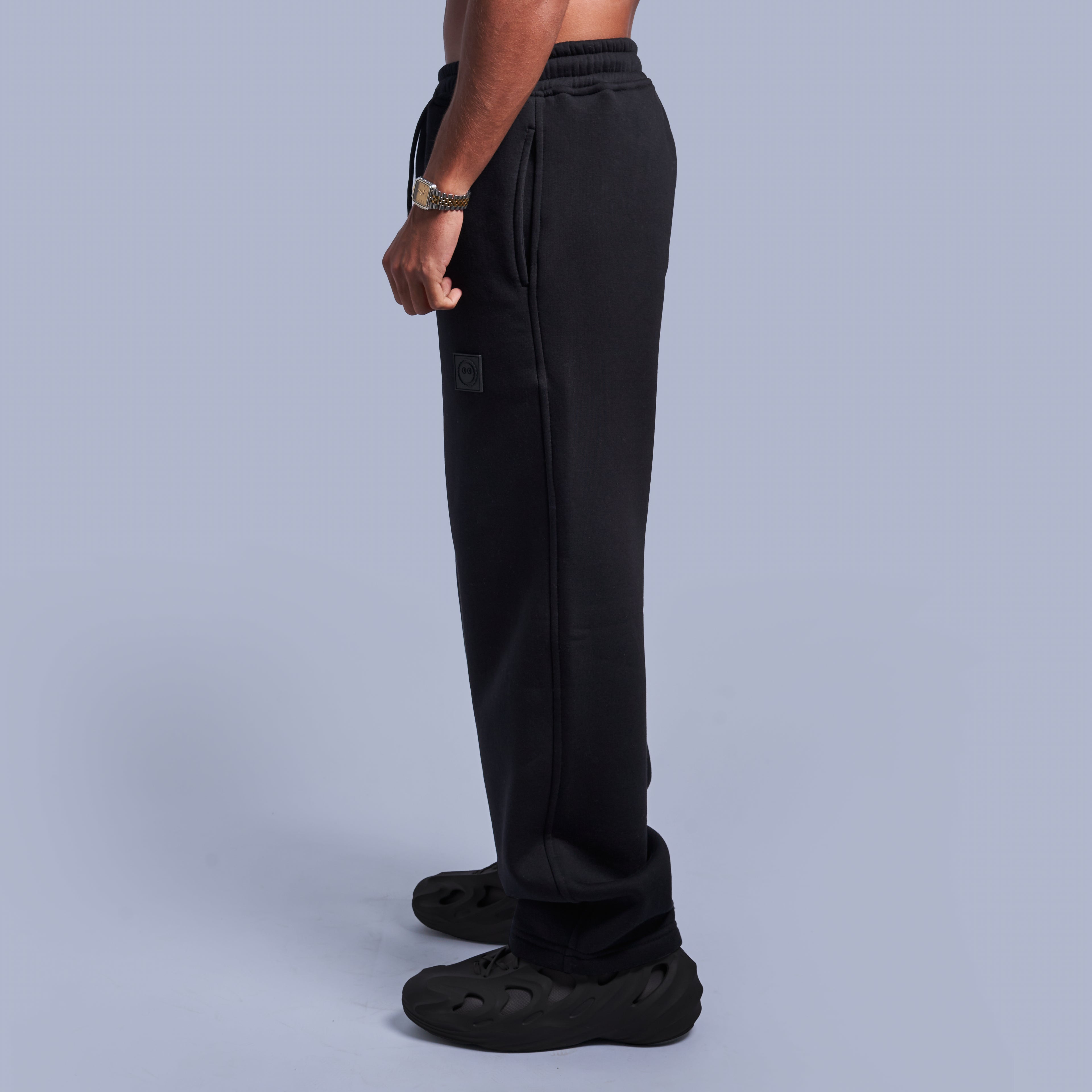 Black Oversized Fleece Sweatpants with Wide-Leg Fit