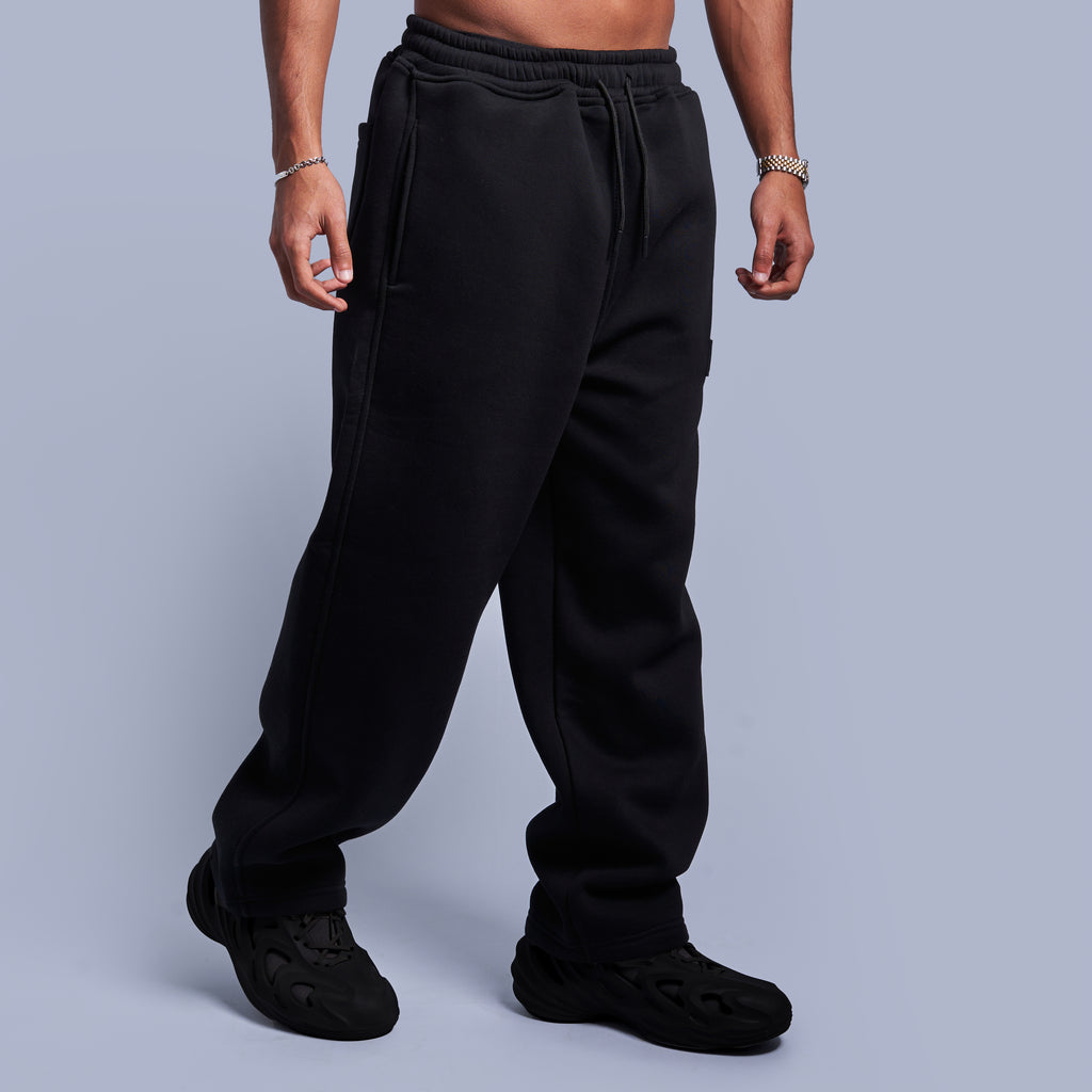 Black Oversized Fleece Sweatpants with Wide-Leg Fit